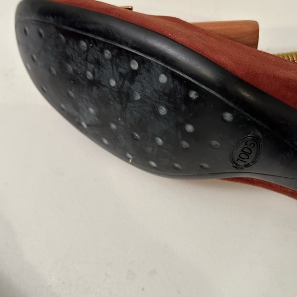 TODS light brown suede NWOT and gold metal in front and back as per pictures. - Picture 4 of 4